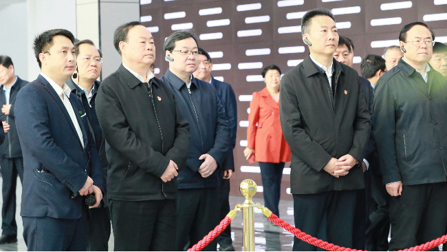 宋殿宇书记率团到南乐县开展第一季度重点项目观摩